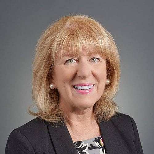 Gail Colella headshot